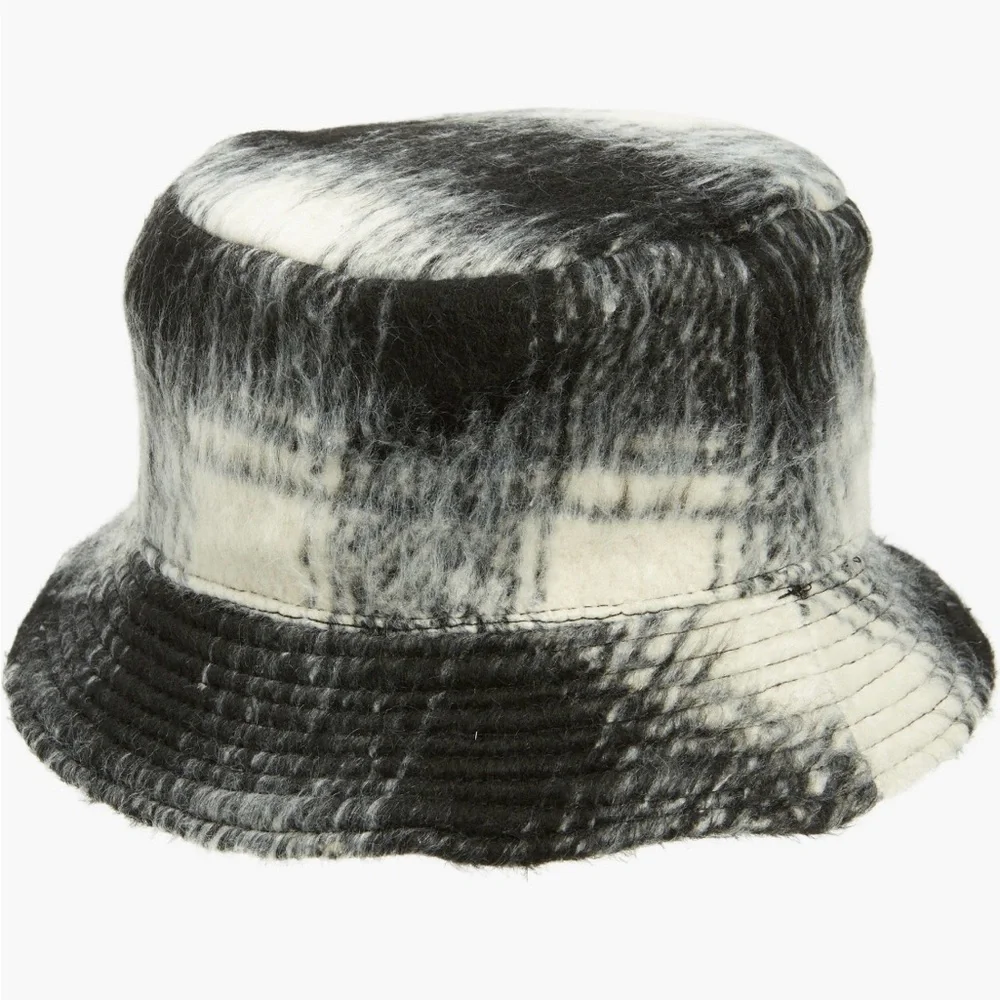 Melrose Market Plaid Eyelash Bucket Hat